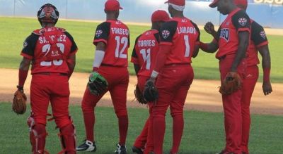 Avispas de Santiago: primer equipo con 25 victorias en bisbol cubano.