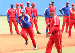 Qu crees del equipo Cuba al Torneo de bisbol Premier 12?