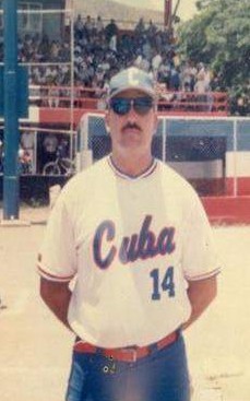 Carlos Fernndez, un astro del softbol cubano