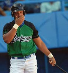 Cienfuegos rompe su rcord de victorias en bisbol cubano