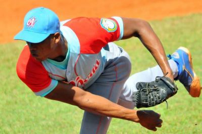 Cocodrilos y Tigres aseguran sus puestos en bisbol cubano
