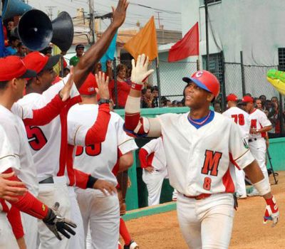 Contina paso firme de Matanzas en Serie cubana de bisbol