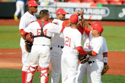 Cuba busca segunda victoria en Serie del Caribe de bisbol.
