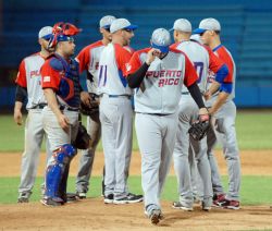 Cuba derrota a Puerto Rico en el inicio del tope beisbolero
