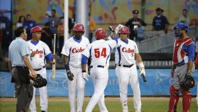 Equipo Cuba de bisbol comienza entrenamiento para el Premier 12.