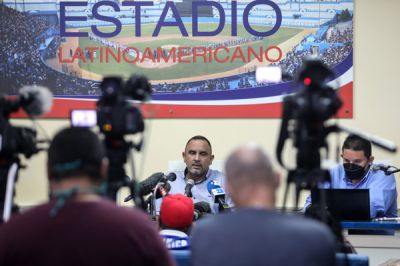 Federacin Cubana de Beisbol denuncia campaa y presiones.
