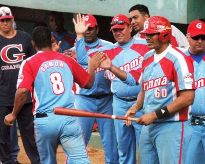 Granma barre a Mayabeque y suea de nuevo en la temporada beisbolera