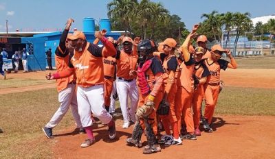 Santa Clara reina en torneo cubano de las Pequeas Ligas del beisbol.