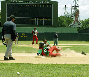 Serie Provincial  de bisbol en Las Tunas. Los favoritos levantan la voz