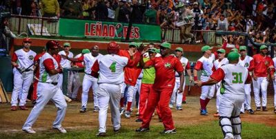 Las Tunas se ratifica al frente de la Serie Cubana de Bisbol.
