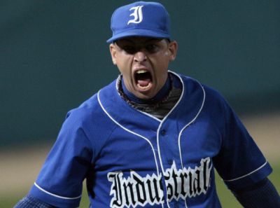 Antonio Romero grita al terminar el juego