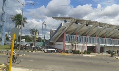 Afuera del Candido - CMG v GRM