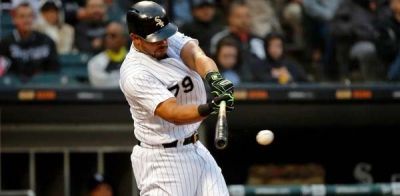 Jose Abreu recupera liderato de dobles.