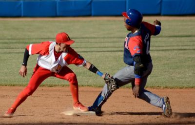 Actuales campeones de Matanzas. Por un buen estreno de campeonato.