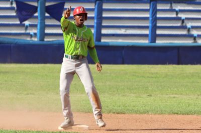 Agricultores apalearon a los Tabacaleros en semifinal de Liga lite.