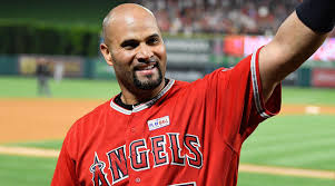 Albert Pujols se destaca entre latinoamericanos con 3,000 hits.