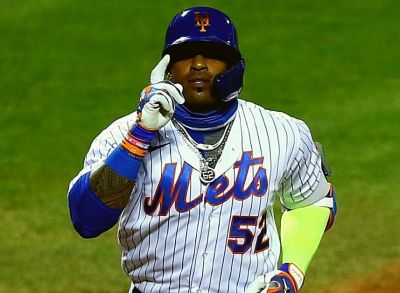 Apareci Yoenis Cspedes y con excelentes noticias.