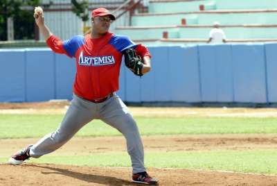 Artemisa iguala serie de comodn en bisbol cubano.