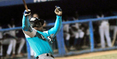Bisbol cubano: Asalto pirata los acerca a los play offs