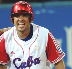 Aumentan los elogios y los candidatos por slugger cubano Jos Dariel Abreu