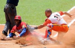 Beisbol en Cuba. Intento por salvarlo.