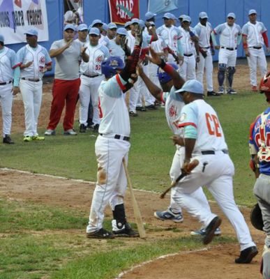Bisbol en Cuba: momentos que ganan partidos