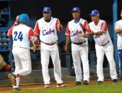 Beisbol cubano rumbo al Clsico Mundial: Preparacin al mximo rigor
