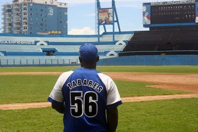 Carlos Tabares expresa su disposicin para dirigir Industriales.