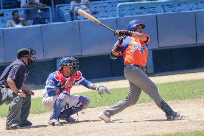 Cepeda, lder histrico de extrabases en beisbol cubano.