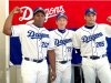 Chunichi promueve a Revilla y Garca en beisbol japons.