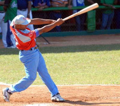 Ciego de Avila arranca a todo tren