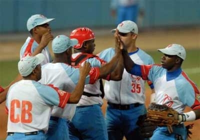 Ciego de vila defiende en Matanzas la cima del bisbol cubano