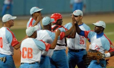 Ciego de vila da primer paso hacia segunda fase del bisbol cubano.