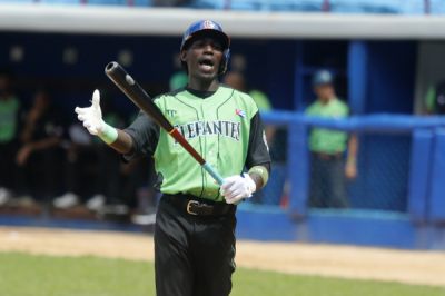 Cienfuegos rompe el dominio de Matanzas en la 65 Serie Nacional.