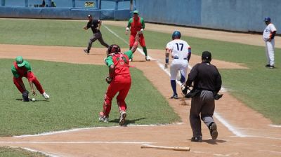 Comenz la VII Serie Nacional Sub-23 de Bisbol.