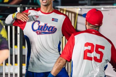 Cuba avanza invicta en la Copa Mundial de Baseball5 en Hong Kong.