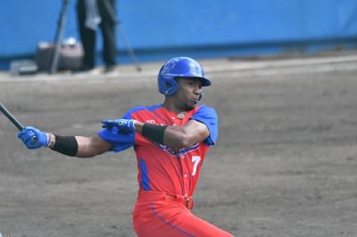 El Cuba del Clsico celebra segundo triunfo en Okinawa.