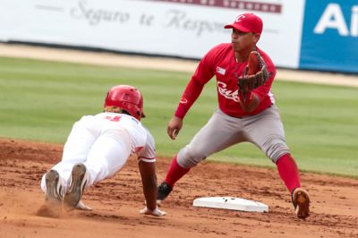 Cuba gana tercer juego preparatorio en Mxico.