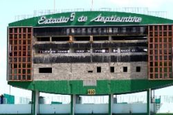 De Cuba: Reestrenar pizarra el estadio 5 de Septiembre de Cienfuegos