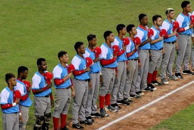Cuba tropieza en panamericano juvenil de béisbol.