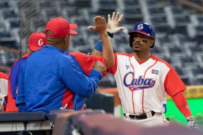Cuba vence 8-7 a Caimanes de Barranquilla y logra el �ltimo boleto a semifinales de la Serie de las Am�ricas Gran Caracas 2026.