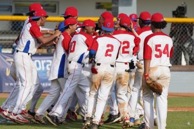 Cuba vence a Repblica Dominicana y mantiene vivas sus opciones en el Panamericano Sub-15 de Bisbol.