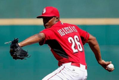 Cubano Raisel Iglesias ser abridor con los Rojos de Cincinnati