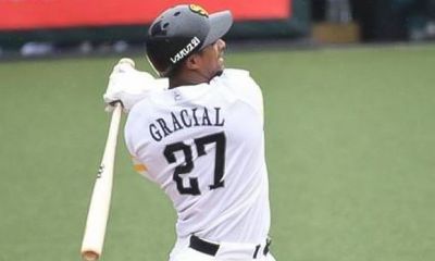 Cubanos en Japn: Gracial con tres hits y los Halcones ya estn en la cima.