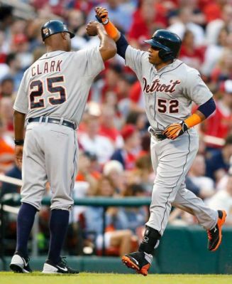 Cubanos en Las Mayores, Cspedes conecta su quinto jonrn