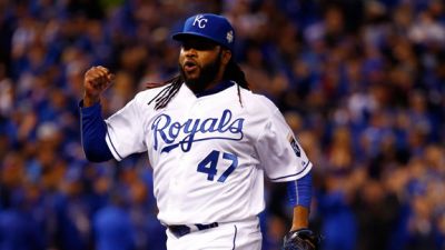 Cueto lanz juego completo en triunfo de Kansas City