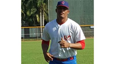 Se dispara el inters por el lanzador Alan Tamayo y sus 98 mph.