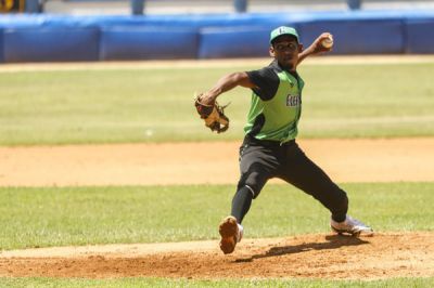 Elefantes de Cienfuegos se aferran a la octava plaza en la 64 Serie Nacional de B�isbol.