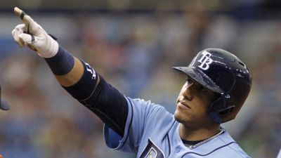 Escobar aporta en victoria de Rays