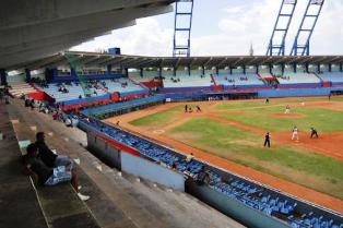 Estadio Cndido Gonzlez: tras medio siglo... la soledad